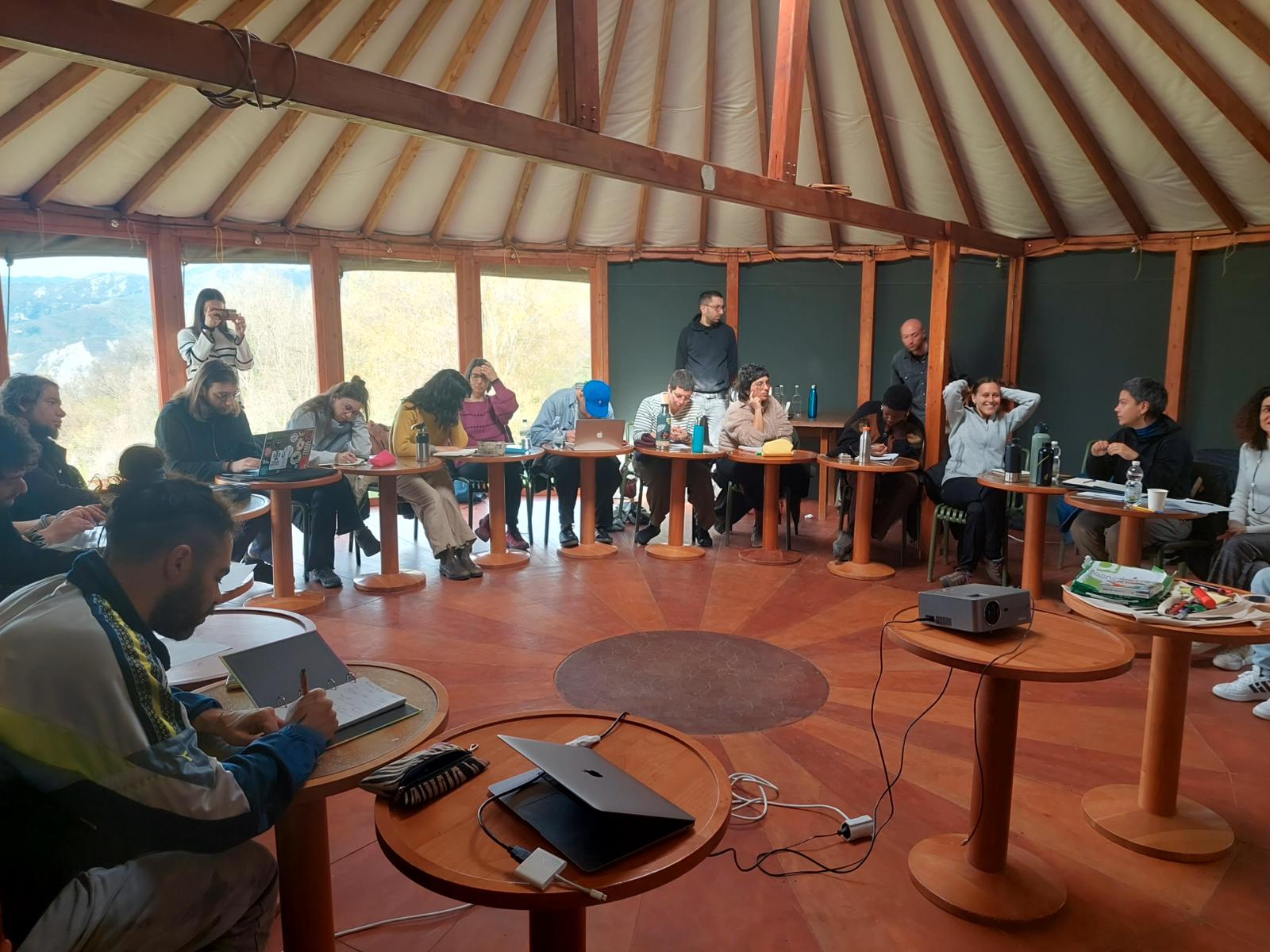 Apertura del corso di formazione Licheni, tenutosi l'8, 9, 10 Aprile a Monte Sole (Bologna)